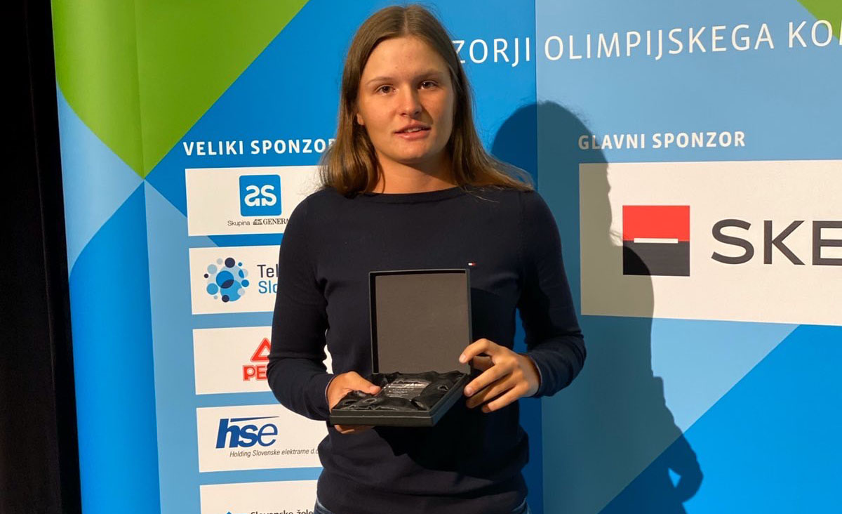 Pia Lovrič prejela priznanje olimpijskega komiteja Slovenije