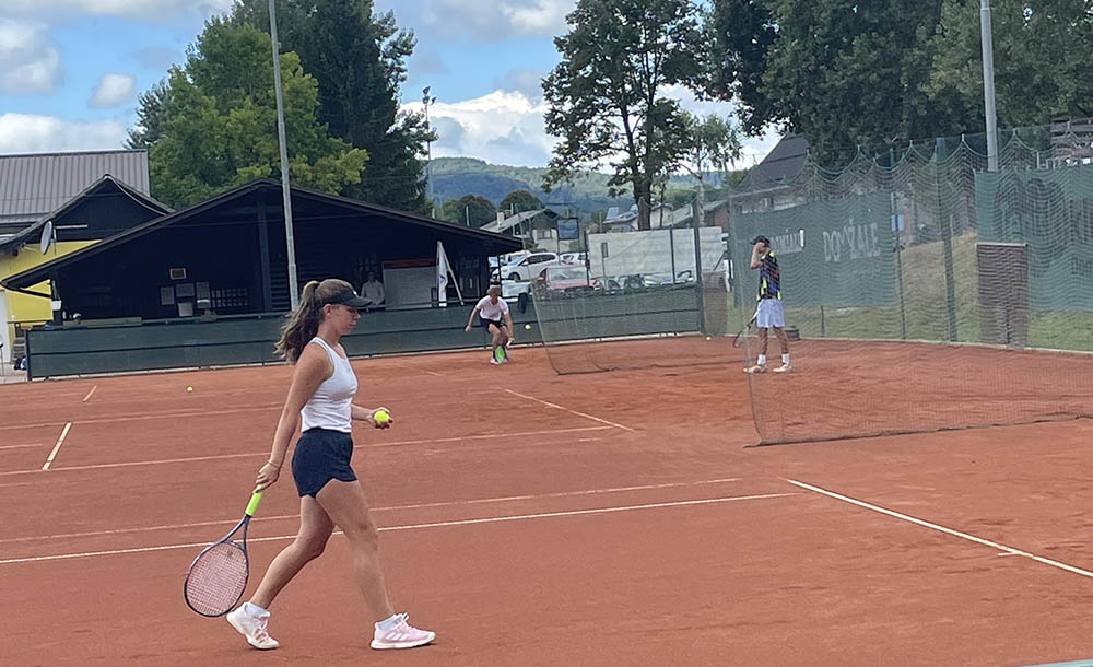 Pia Marija Rebec in Nejc Škorjanc v polfinale 26. Slovenian junior opna!